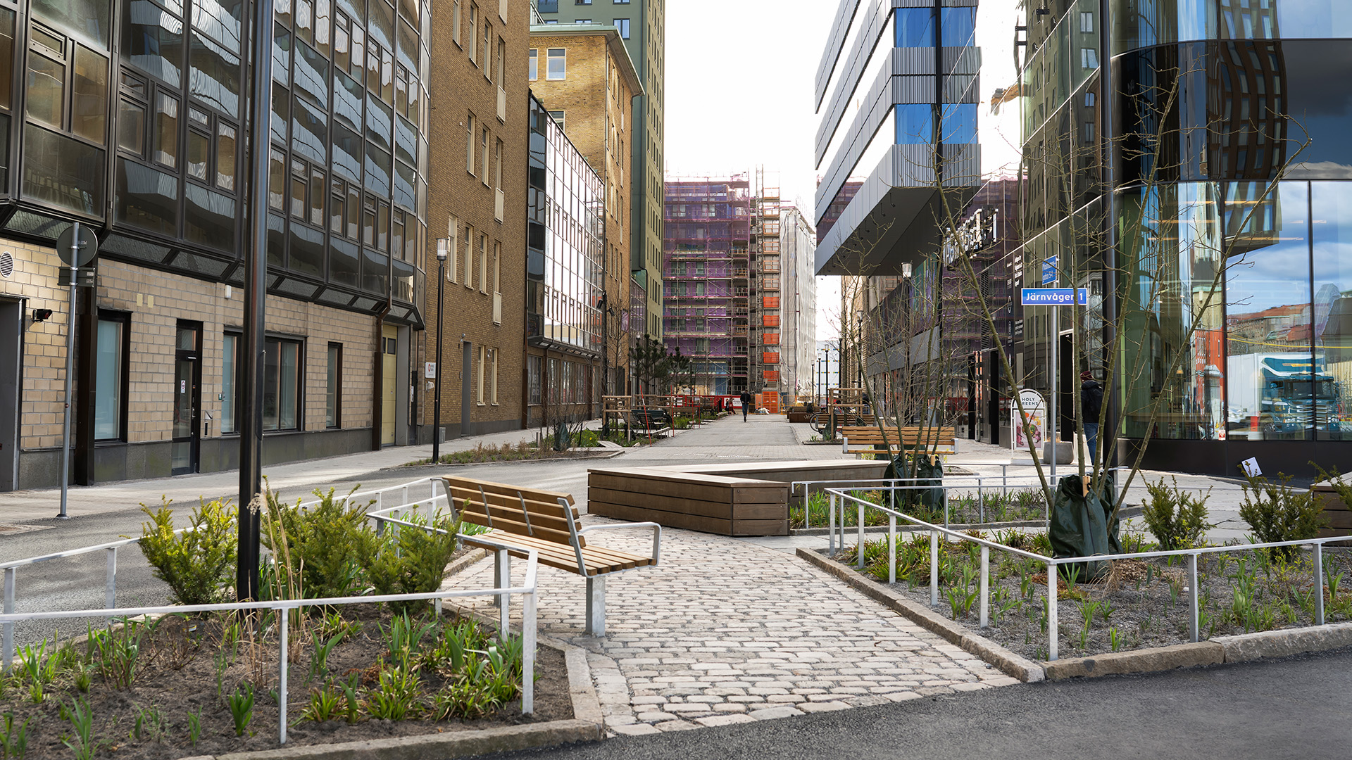 Masthamnsgatan sedd från Järnvågen